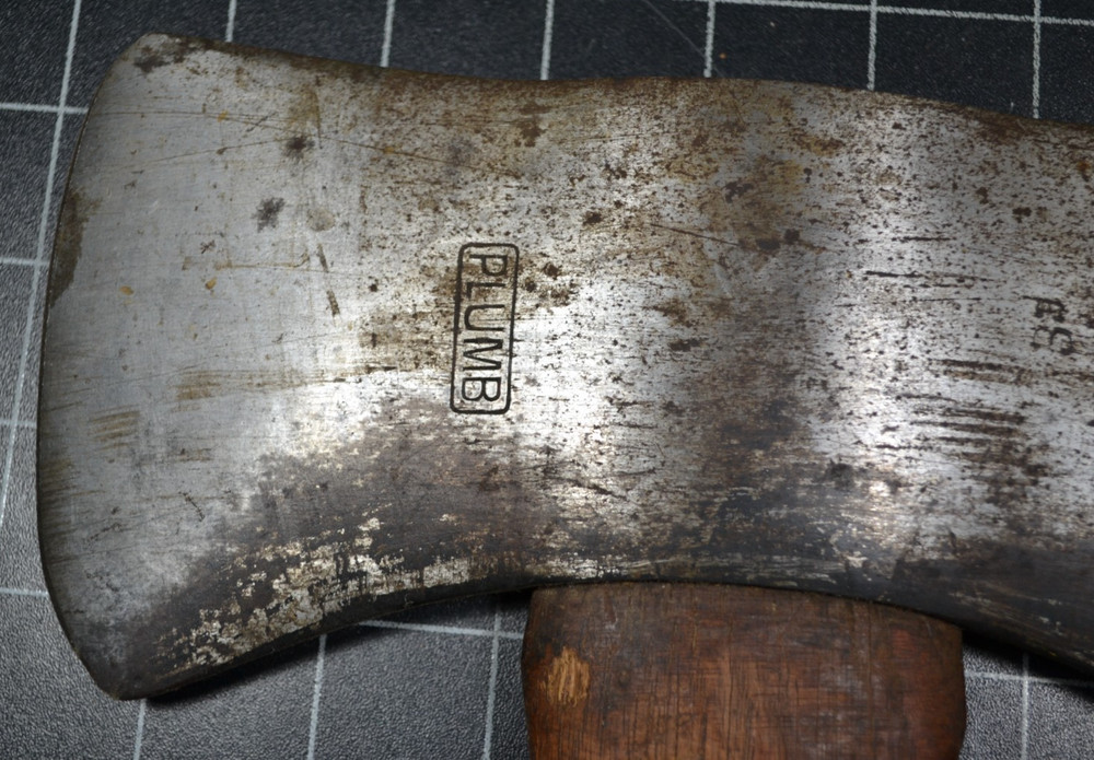 PLUMB - 3 1/2# - DOUBLE BIT AXE - ALL ORIGINAL