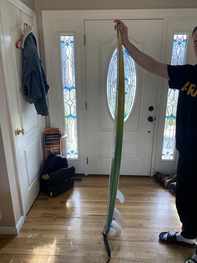 5’11 Tall Surf Board