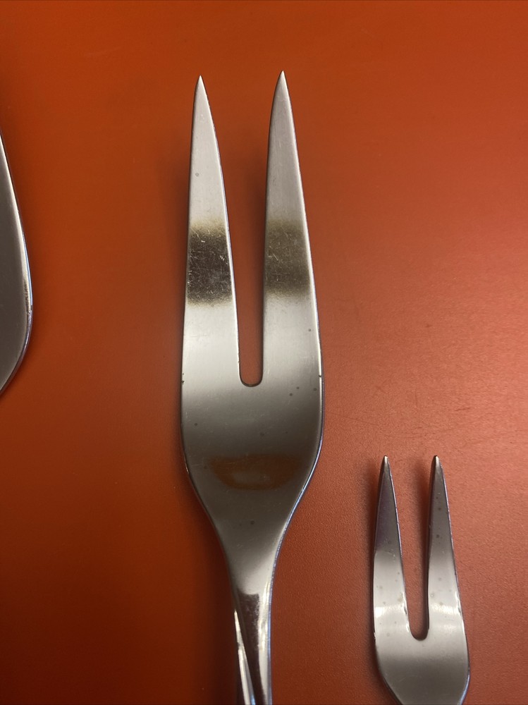 Stonegate Flatware- Solitude- Pie Serve- Ladle- Serving & Pickle Fork 6 Pieces