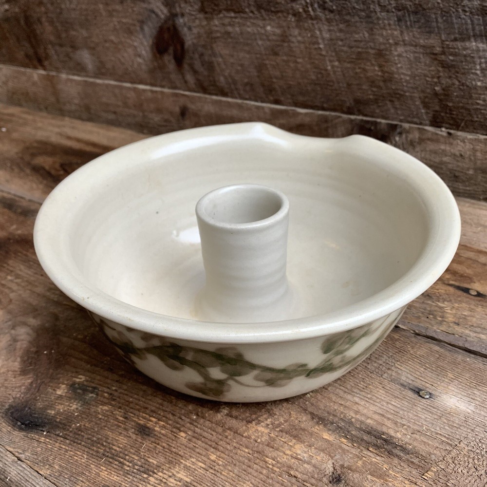 Chicken Roaster Ivy Vine Pattern Hand Thrown John Petree ? 10” Dinnerware
