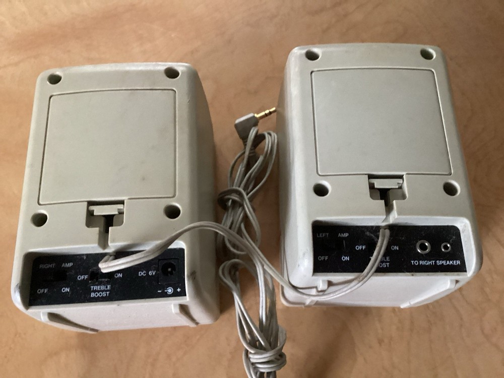 Labtec CS-150 Stereo Computer Speakers System