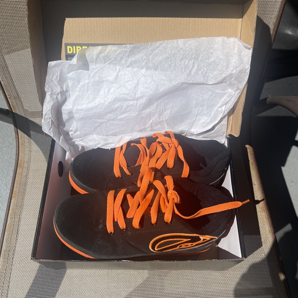 Heelys Boy Size 2
