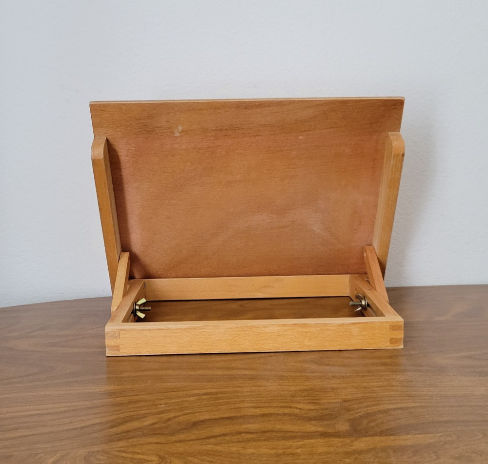 Small Adjustable Tabletop Wood Painters Easel