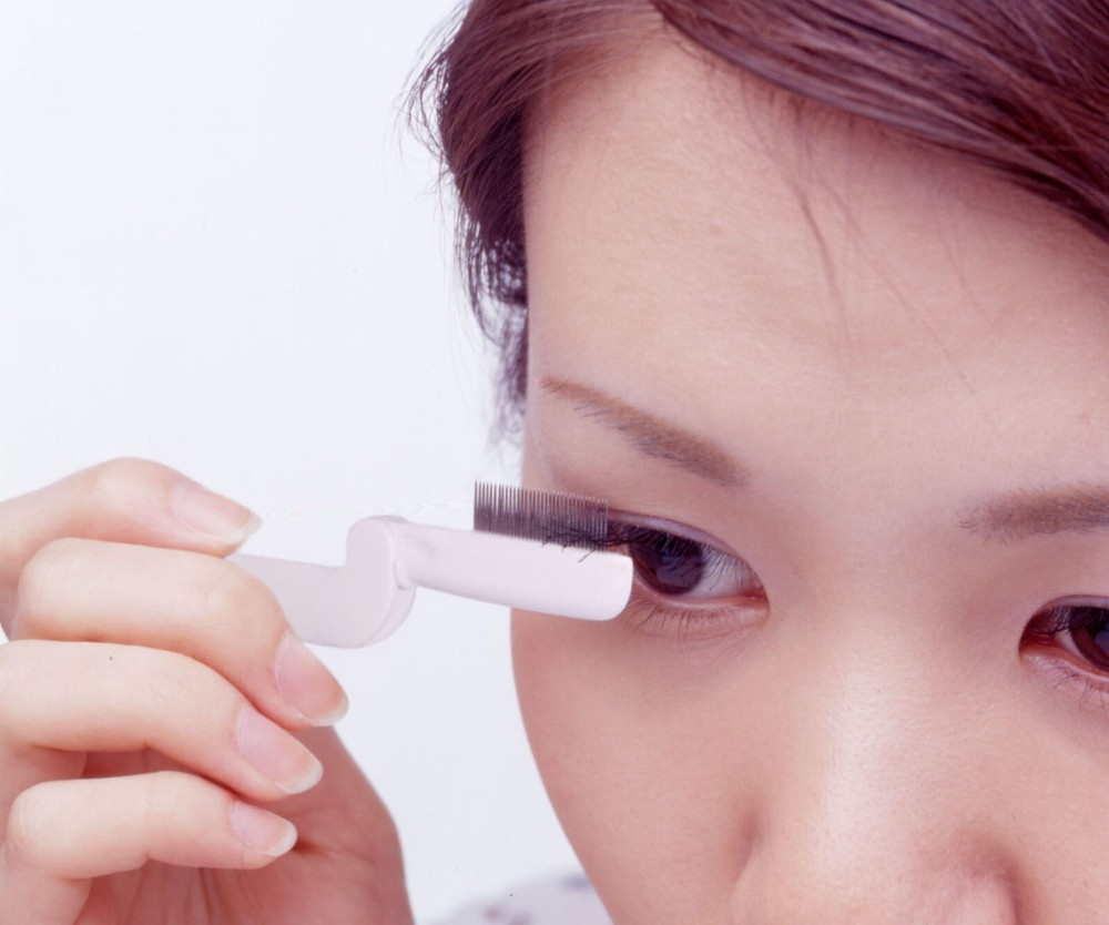 Seki Edge Folding Lash Pin Comb