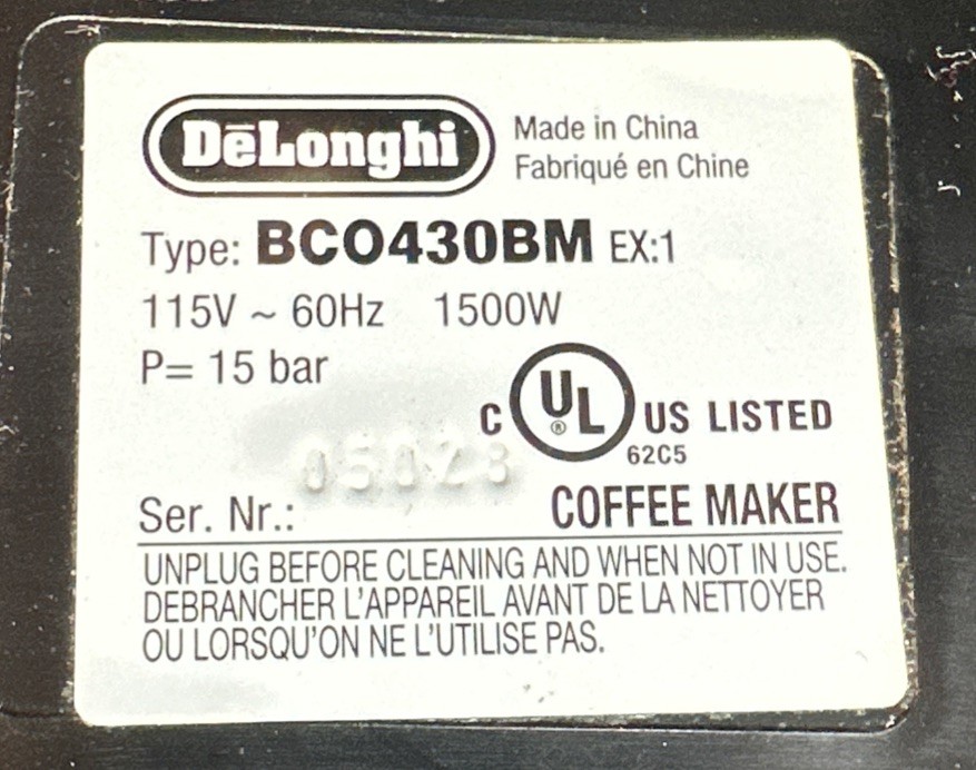 DeLonghi BCO430BM Espresso Machine / READ