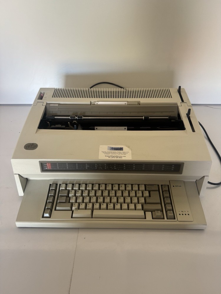 IBM Wheelwriter Typewriter by Lexmark (6782)