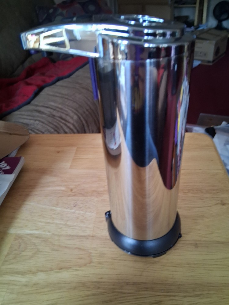 Automatic hand soap dispenser