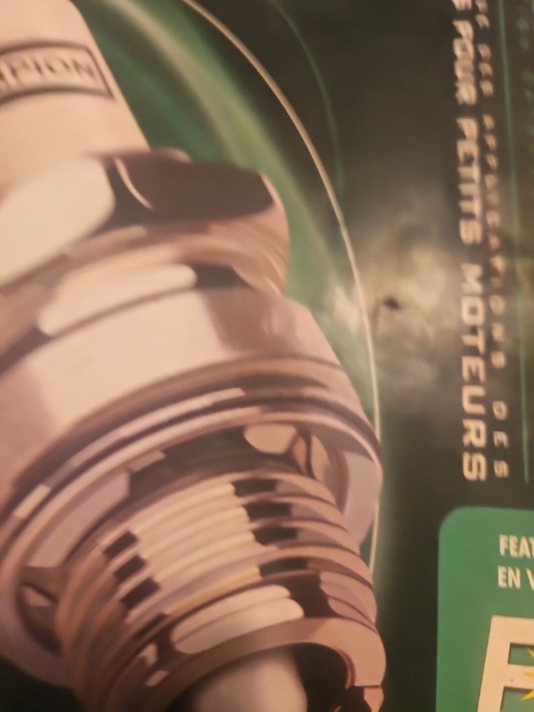 2000 Champion Small Engine Spark Plug Application Catalog