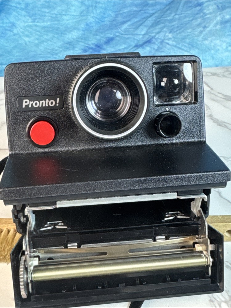 Polaroid pronto land camera
