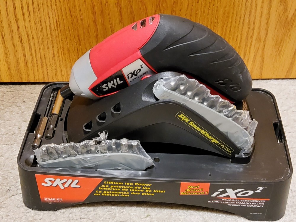SKIL ixo2 Handheld Compact Cordless Screwdriver Smartcharge System 3.6V EUC