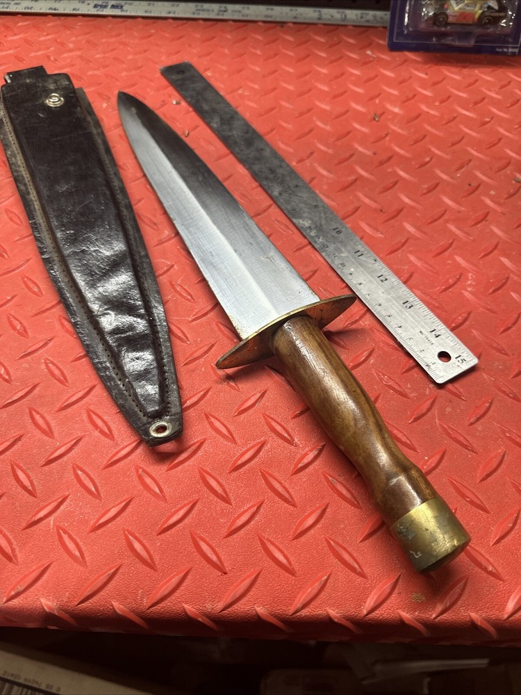 18" Dagger Including Handle from Pakistan with leather sheath