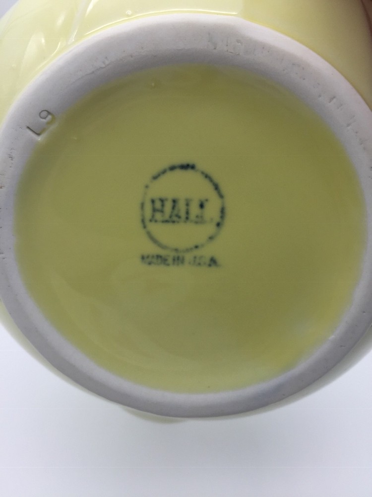 HALL PARADE CANARY YELLOW TEAPOT