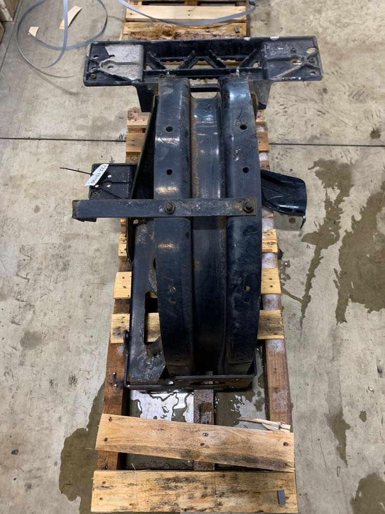 2016 Peterbilt 579 Frame Step (722-10190)