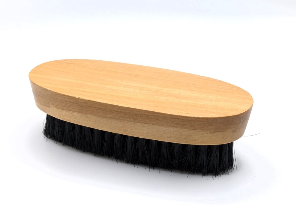 Solid wood clothes brush, great condition