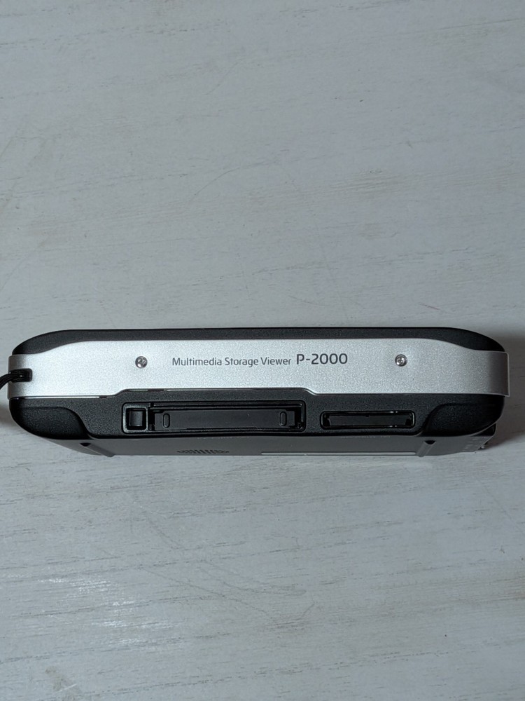 Epson P-2000 Multimedia Storage Viewer, 3.8" Display, Photo Fine - Untested