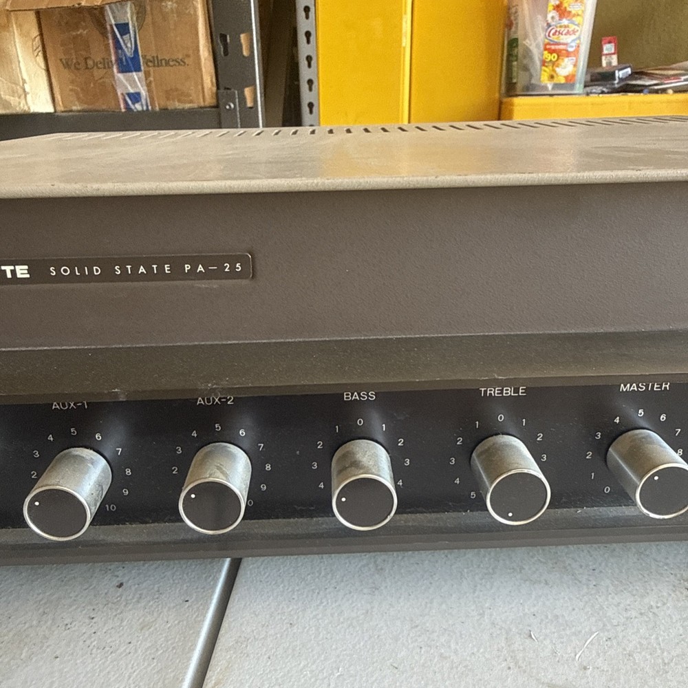 Lafayette PA-25 Solid State Microphone/Phono Amplifier Powers On Untested