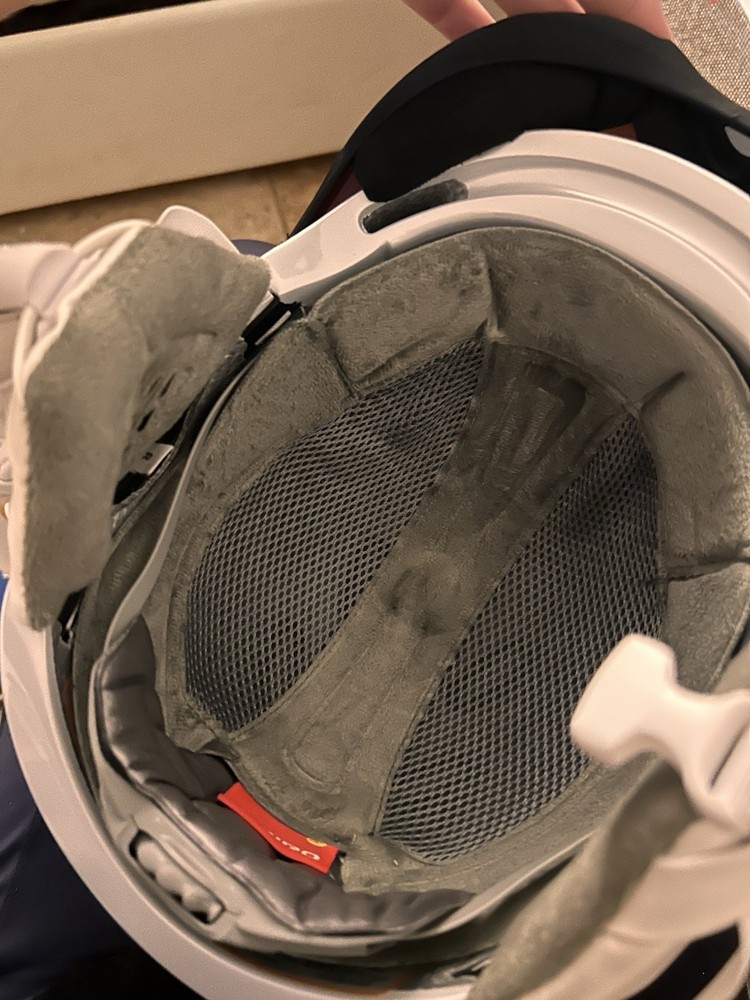 Giro Essence AF Snow Helmet Med