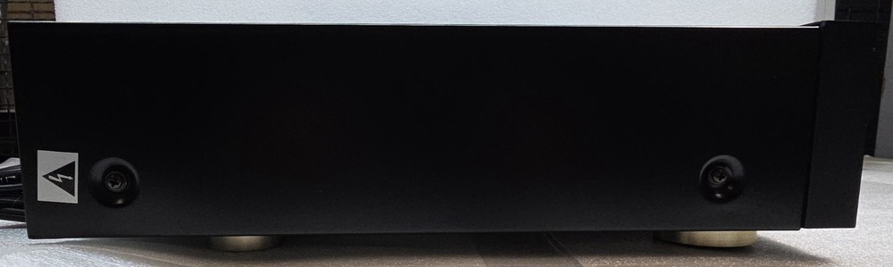 Harmon Kardon FL8400 5-Disc CD Changer Tested