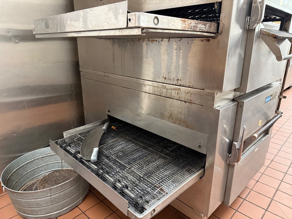 lincoln impinger pizza oven used
