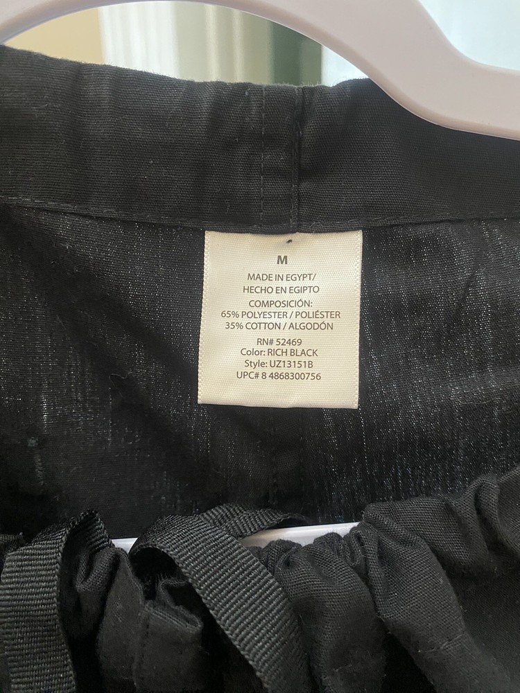 Women’s Scrub Sets (3)
