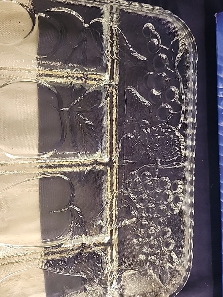 Presentations The Crystal Collection 5 Part Relish Dish W/Embossed Fruit