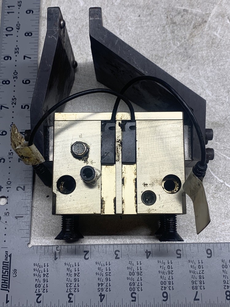 ROBOHAND Parallel Gripper w/ (2)OHSP-015 Sensors *WORKING PULL* +READ DETAILS+