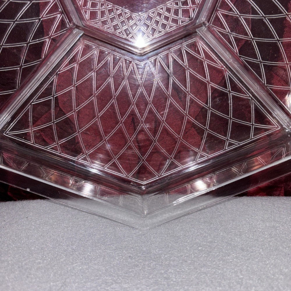 Vintage Octagon Plastic Snack And Nut Container With Divided Insert Black & Red