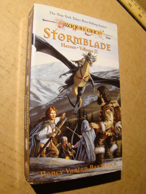 STORMBLADE HEROES V2 DRAGONLANCE PAPERBACK DUNGEONS DRAGONS