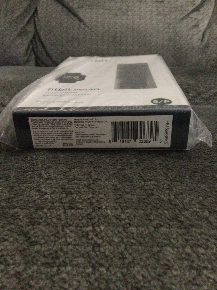 New Genuine Fitbit Versa Classic Band, Replacement, Size Small - Black