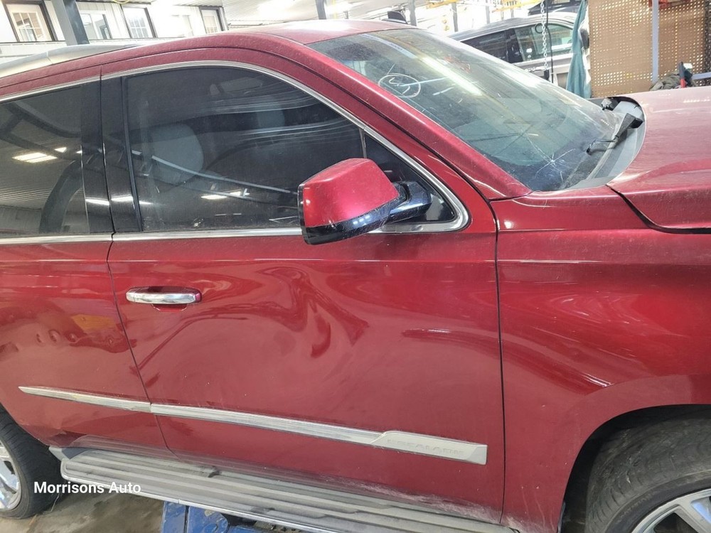 ESCALADE 2015 Air Shutter 2104375