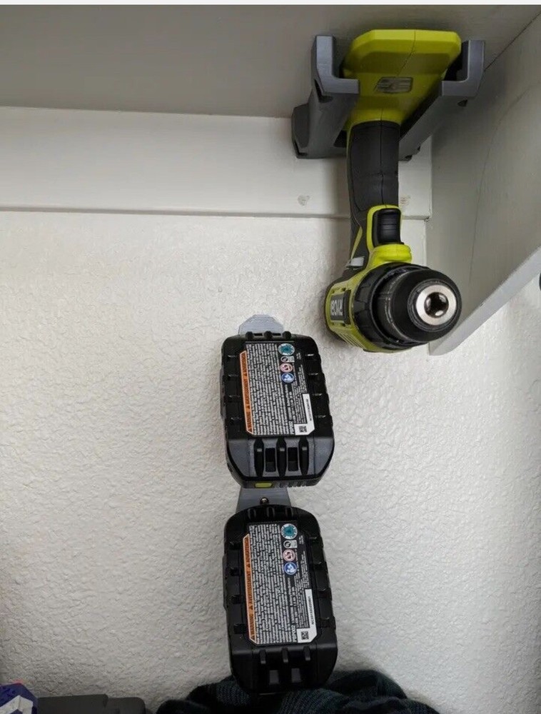 Ryobi Tool Holder Wall Mount 15 pack- Black