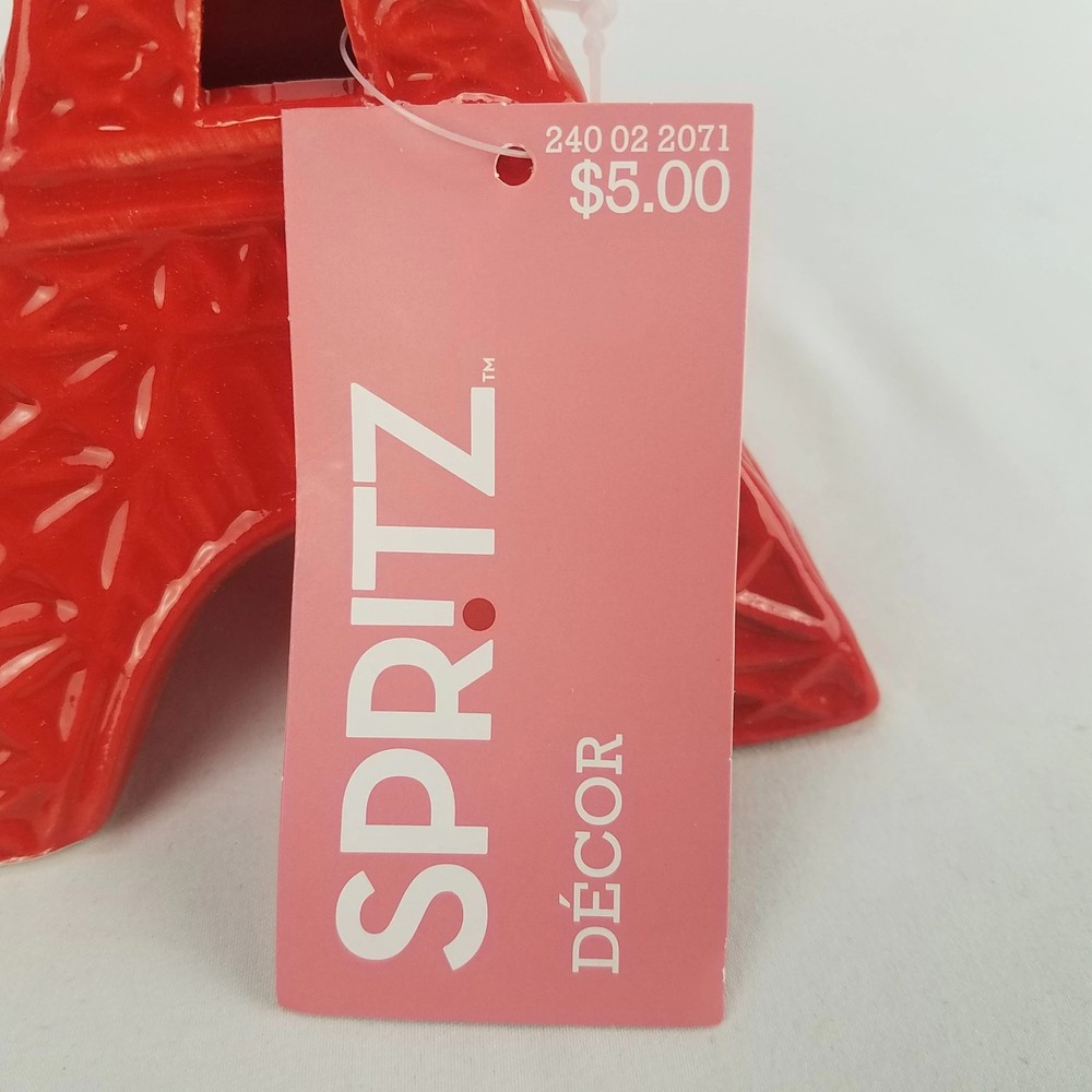 Valentine's Ceramic Eiffel Tower Figurine Target Spritz 2024