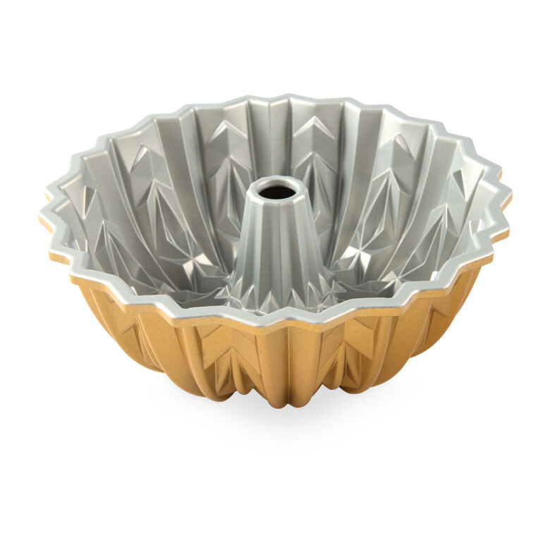 Nordic Ware Cut Crystal Bundt® Pan