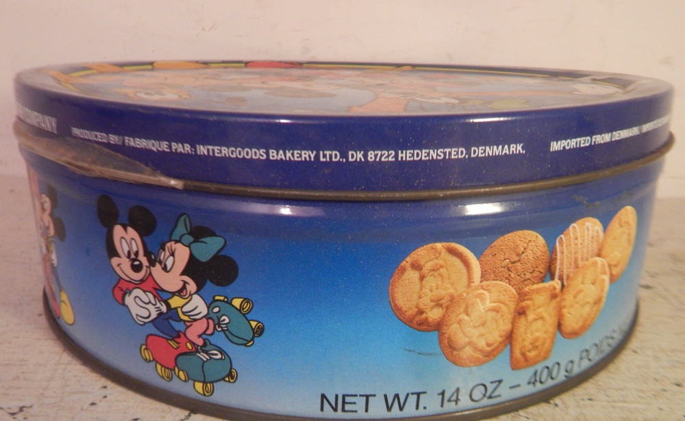 A 90s Disney empty biscuit tin