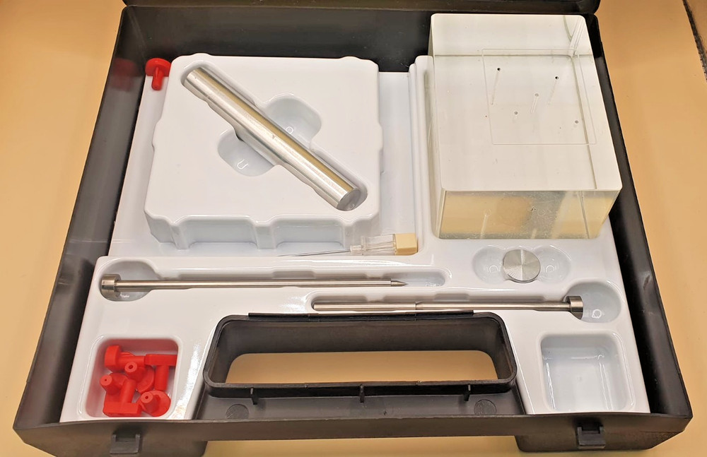 GE Stereotix 2 Calibration Tool Kit in Case