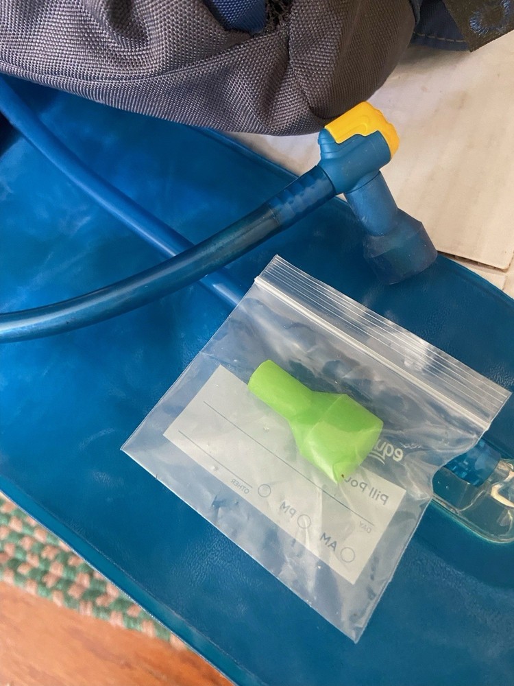 Camelbak Mule Hydration Backpack Black Blue with 2L Bladder