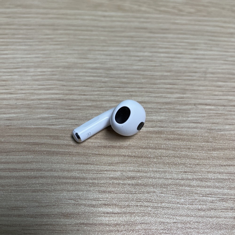 Apple AirPods 3RD GENERATION Replacement - RIGHT SIDE ONLY A2565 - Good