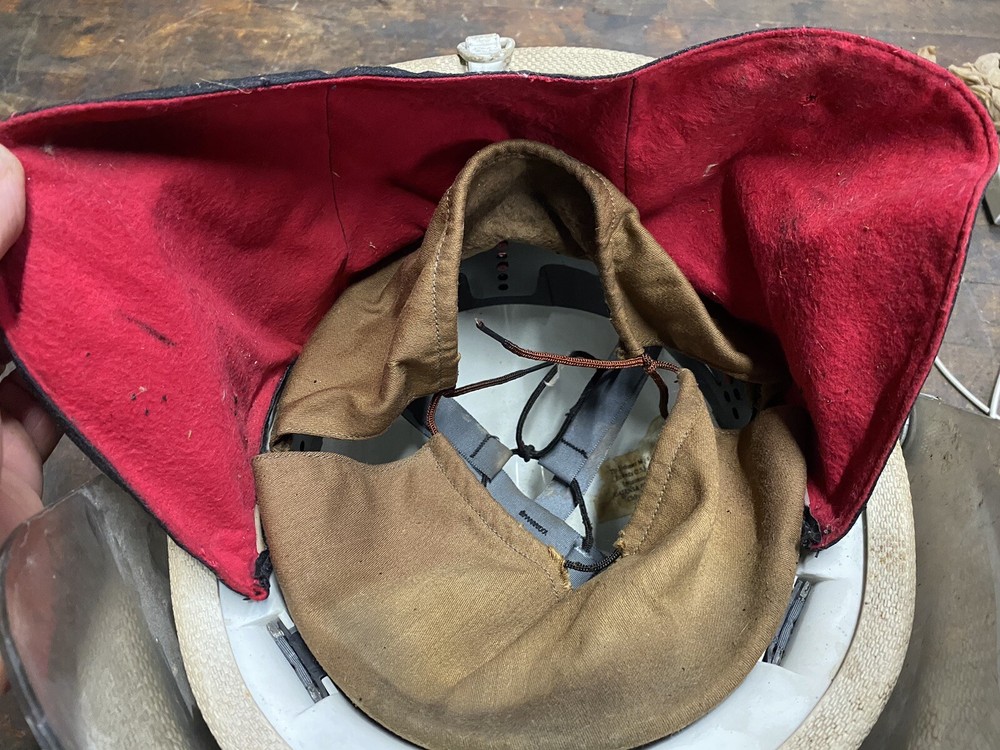 Cairns White Fire Helmet Seneca Illinois ￼