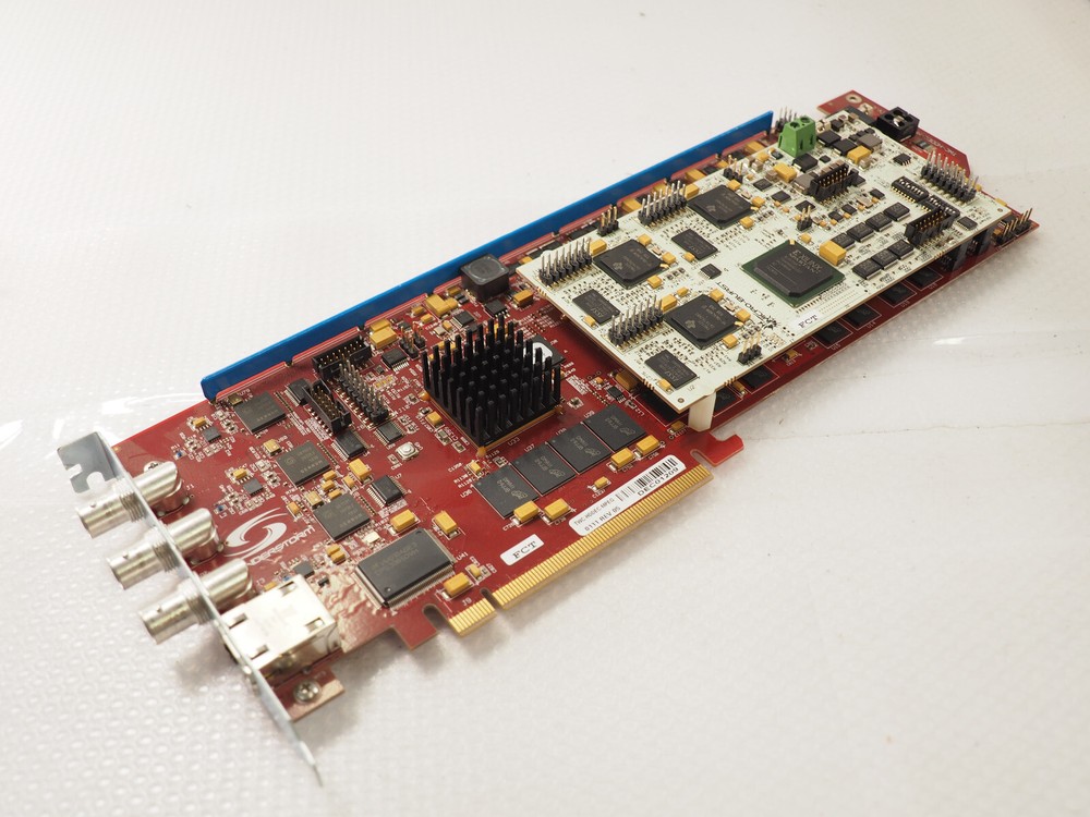 THUNDERSTORM TWC-HDDEC-MPEG-PCB 0111 w/ TWC-NIELSEN-MPEG-PCB Module