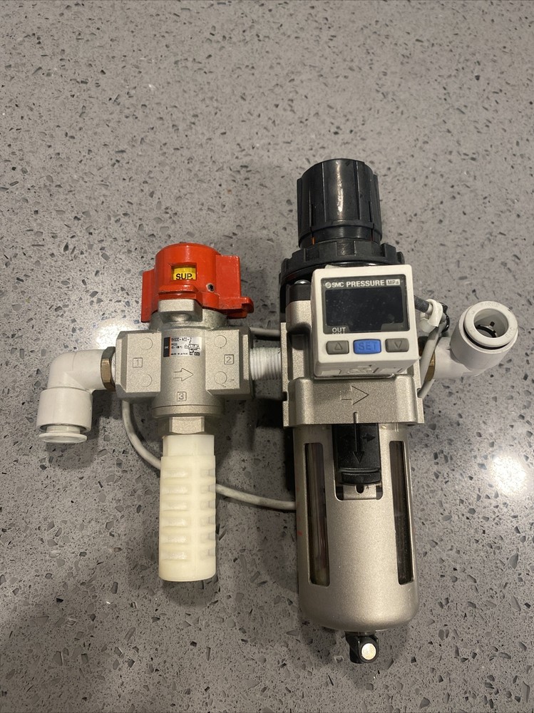 Used SMC AW30-02B-A Air Source Filter w/ warranty Free Shipping