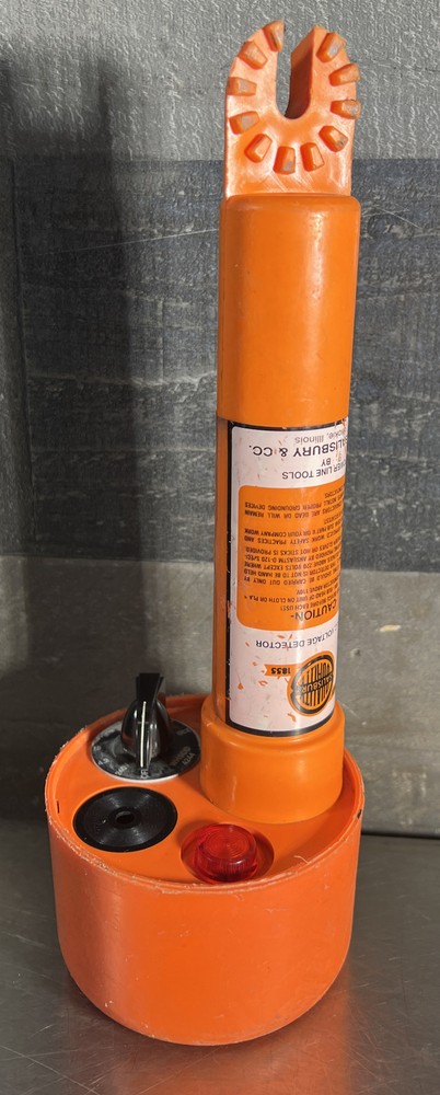 SALISBURY Model WHSCO 4244 Audio Visual AC VOLTAGE DETECTOR. Our #9