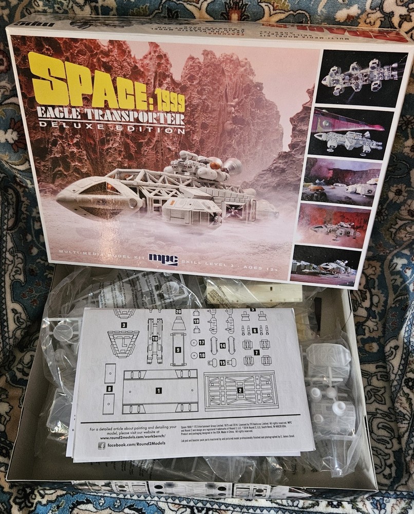 MPC Space: 1999 Eagle Transporter Deluxe Edition Kit Resin Parts Open Box