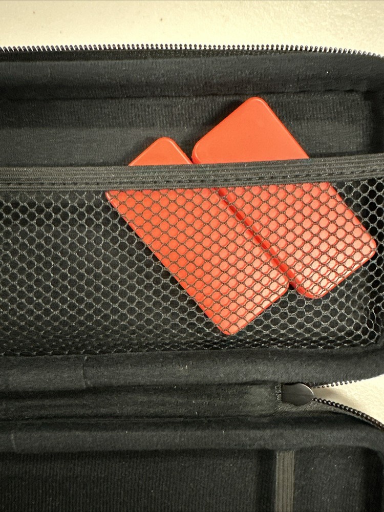 Nintendo Switch Carrying Case by Advanctech - NEW OPEN BOX!