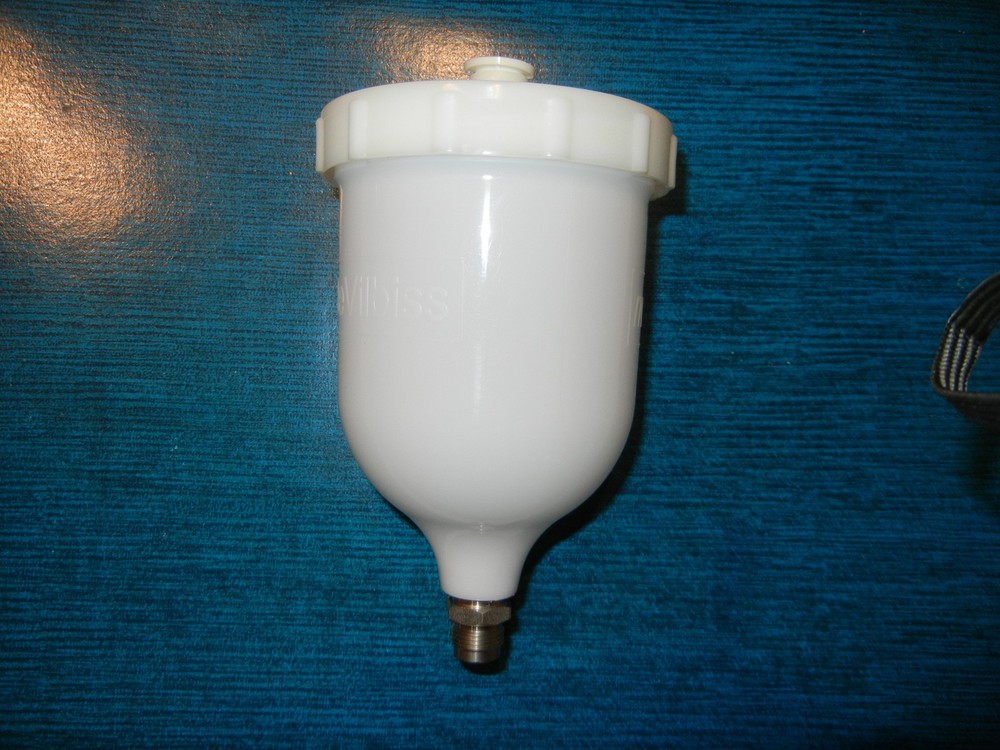 600CC Plastic Gravity Feed Cup ITW DeVilbiss / 190252