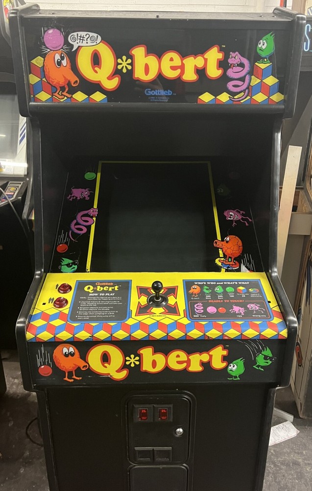 Q*BERT ARCADE MACHINE by GOTTLIEB 1982 (Excellent Condition) *Rare*