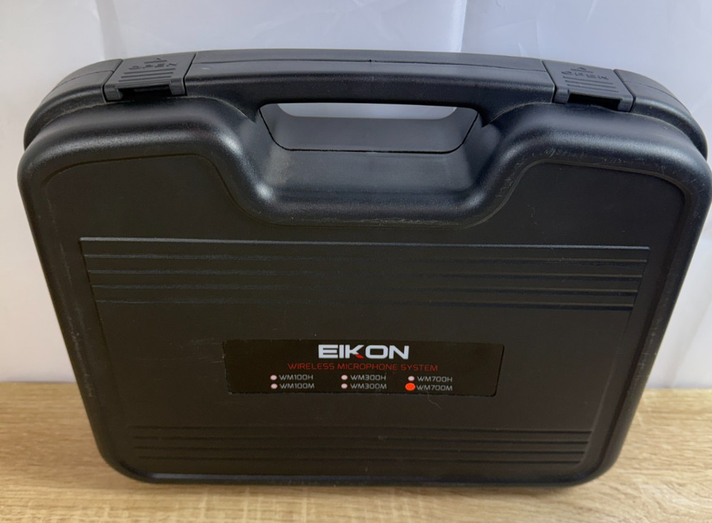 EIKON WM700M Wireless Microphone System UHF Handheld Mic Receiver Kit Case