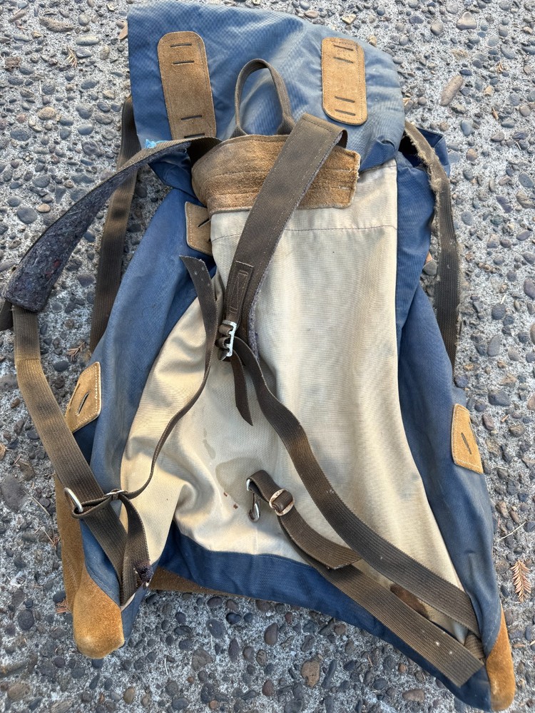 Vintage THE NORTH FACE BACKPACK Brown Label 70s LEATHER BOTTOM Internal Frame