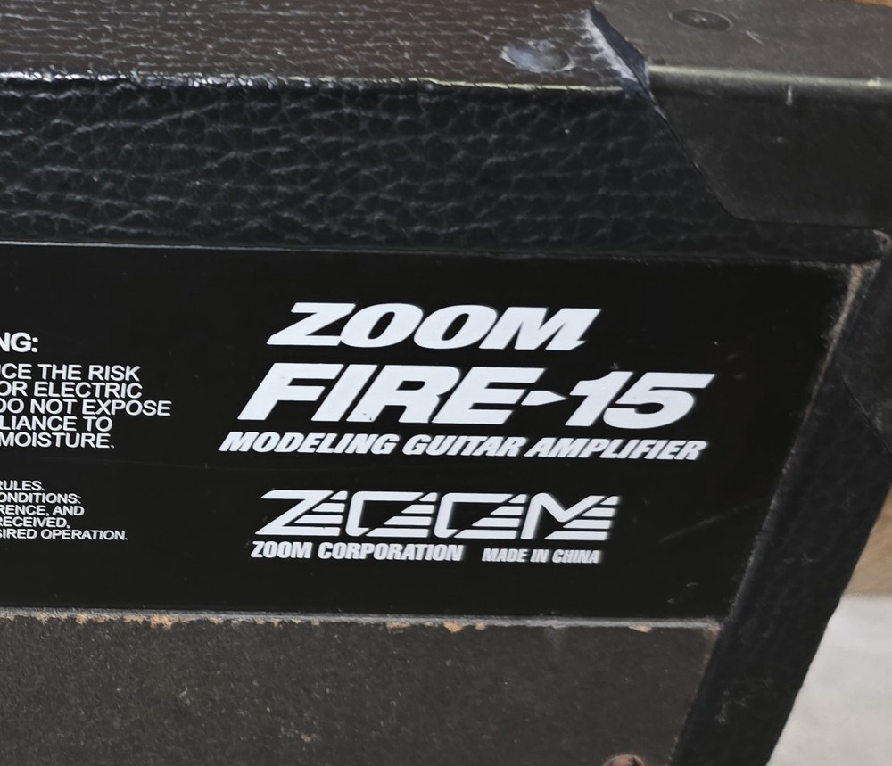 Zoom Fire-15 Modeling Guitar Amplifier