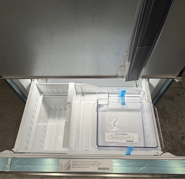 Sub-Zero Classic Series CL3650UIDOR 36" Built-In Bottom Mount Smart Refrigerator