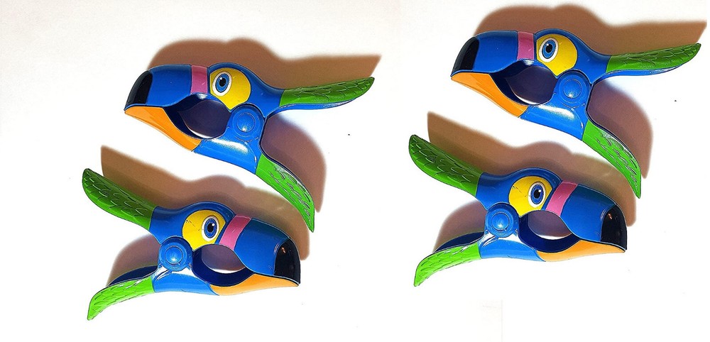 2 Pack Blue Toucan Style Beach Towel Clips